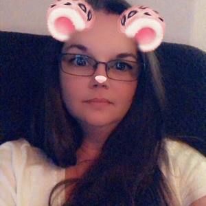 Meet your Posher, Catina